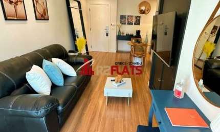 Flat com ótimo preço no bairro Cidade Monções. Confira!