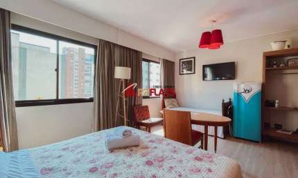 Flat com 1 quarto para alugar na Avenida Rouxinol, 87, Moema, São Paulo