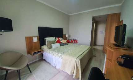 Flat com 1 quarto para alugar na Avenida Sabiá, 825, Moema, São Paulo