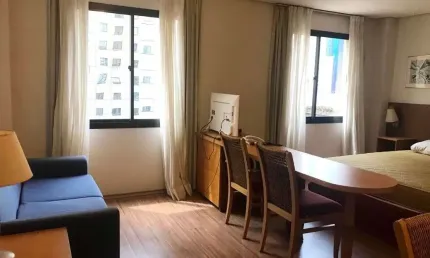 Flat com 1 quarto para alugar na Avenida Jamaris, 103, Moema, São Paulo