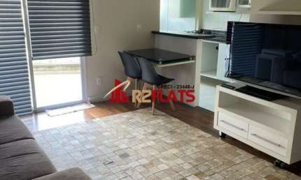 Flat com 1 quarto para alugar na Avenida Chibarás, 44, Moema, São Paulo