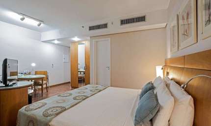 Flat com 1 quarto à venda na Avenida Rouxinol, 55, Moema, São Paulo