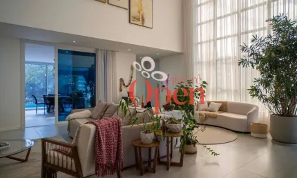 CASA COM 4 SUÍTES  A VENDA EM JURERÊ - FLORIANÓPOLIS/SC