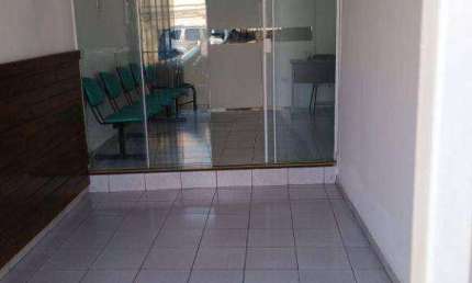 Casa com 1 dormitório, 220 m² - venda por R$ 850.000,00 ou aluguel por R$ 3.500,01/mês - Vila Hortência - Sorocaba/SP