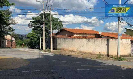 Jd Ouro Fino, 3 dorm , terrea com piscina , churrasqueira .