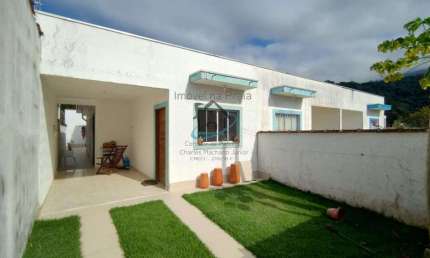 Casa para Venda em Caraguatatuba, Massaguaçu, 2 dormitórios, 1 suíte, 1 banheiro, 2 vagas