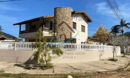 Sobrado para Venda em Ubatuba, Praia da Maranduba, 5 dormitórios, 3 banheiros, 6 vagas