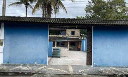 Sobrado para Venda em Caraguatatuba, Barranco Alto, 3 dormitórios, 2 suítes, 3 banheiros, 6 vagas