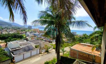 Casa para Temporada em Caraguatatuba, Massaguaçu, 2 dormitórios, 2 banheiros, 2 vagas