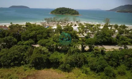 Terreno à venda na Praia do Sape, Ubatuba 