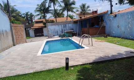 Casa para Venda em Caraguatatuba, Massaguaçu, 2 dormitórios, 1 banheiro, 3 vagas