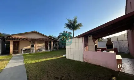 Sobrado para Venda em Ubatuba, Praia da Lagoinha, 4 dormitórios, 2 suítes, 6 banheiros, 4 vagas