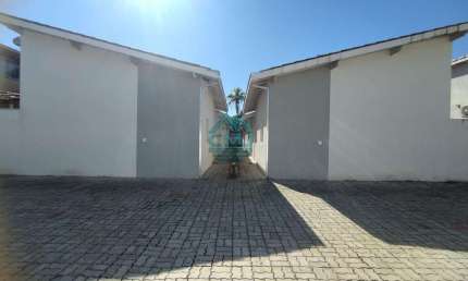 Casa em Condomínio para Venda em Caraguatatuba, Massaguaçu, 2 dormitórios, 1 banheiro, 1 vaga