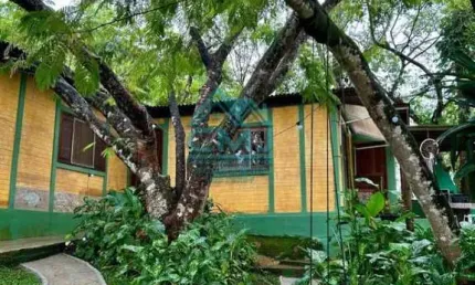 Casa para Venda em Caraguatatuba, Massaguaçu, 5 dormitórios, 1 suíte, 2 banheiros, 2 vagas