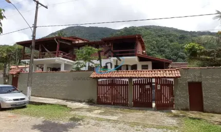Sobrado para venda em ubatuba, praia da lagoinha, 8 dormitórios, 3 suítes, 2 banheiros, 8 vagas