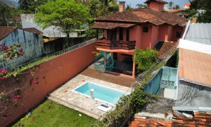 Sobrado para Venda em Caraguatatuba, Massaguaçu, 4 dormitórios, 3 suítes, 4 banheiros, 4 vagas