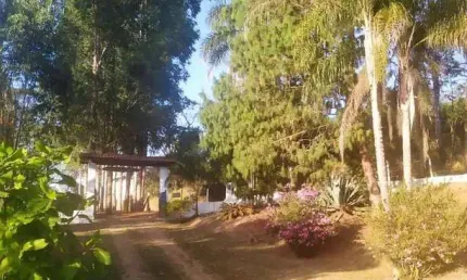 Sítio para Venda em Bragança Paulista, Guaripocaba, 3 dormitórios, 2 banheiros, 10 vagas