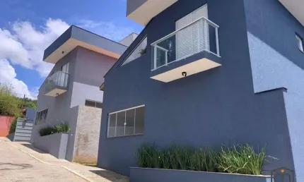 Casa em Condomínio para Venda em Atibaia, Jardim Estância Brasil, 3 dormitórios, 1 suíte, 2 banheiros, 2 vagas