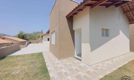 Casa em Condomínio para Venda em Atibaia, Chácara Brasil, 2 suítes, 1 banheiro, 2 vagas