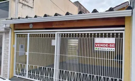 Casa para Venda em Atibaia, Alvinópolis, 2 dormitórios, 1 suíte, 2 banheiros, 2 vagas