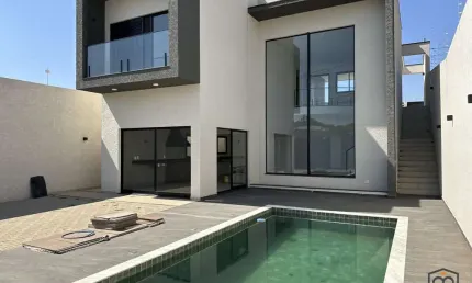 Casa para Venda em Atibaia, Serras de Atibaia, 3 suítes, 5 banheiros, 4 vagas