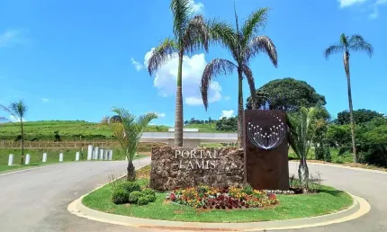Terreno em Condomínio para Venda em Atibaia, Condomínio Portal Lamis