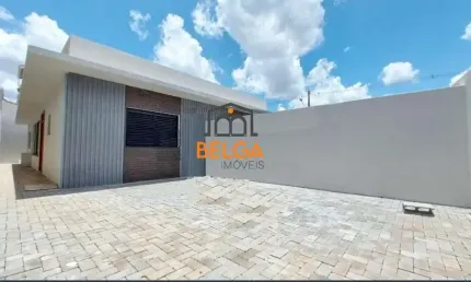 Casa para Venda em Atibaia, Nova Atibaia, 2 dormitórios, 2 suítes, 3 banheiros, 2 vagas
