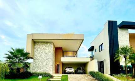 Casa com 3 quartos à venda na Avenida dos Florais, 7634, Ribeirão do Lipa, Cuiabá