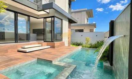 Casa com 4 quartos à venda na Avenida Vila Jardim, 6342, Condomínio Villa Jardim, Cuiabá