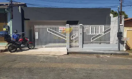 Casa com 3 quartos à venda na Avenida Professora Edna Maria de Albuquerque Affi, 858, Jardim Imperial, Cuiabá