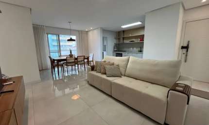 Apartamento a venda Floresta em São José, Santa Catarina.
