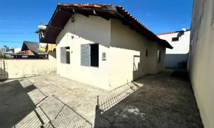Casa com 2 quartos à venda na Rua Eliane Motta, 10, Bela Vista, São José
