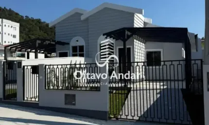 Casa com 3 quartos à venda na Rua Bertoldo Simão de Oliveira, 10, Fundos, Biguaçu