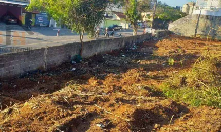 Terreno à venda, 2000 m² por R$ 2.399.000,00 - Centro - Arujá/SP