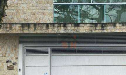 Sobrado com 3 dormitórios à venda, 228 m² por R$ 960.000,00 - Centro - Arujá/SP