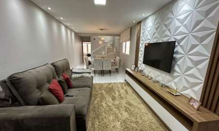 Sobrado Jardim Satélite 3 Dorms Suíte repleto de armários