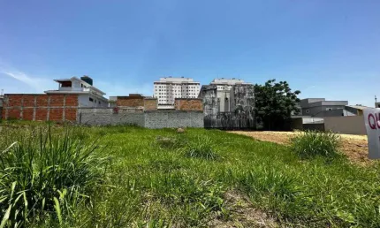 Terreno Plano no Villa Branca / 250m² / 10x25 / Ótima localização!