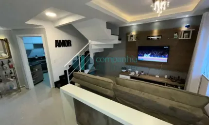 Casa em condomínio fechado com 3 quartos à venda na Rua Newton de Souza e Silva, 210, Uberaba, Curitiba