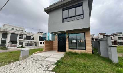Casa em condomínio fechado com 3 quartos à venda na Rua Irma Schreiner Maran, 503, Santa Cândida, Curitiba
