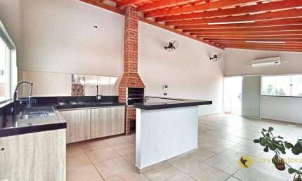 Casa com 3 dormitórios à venda, 151 m² por R$ 650.000,00 - Residencial Parque Laguna - Salto/SP