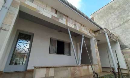 Casa com 2 dormitórios à venda, 232 m² por R$ 590.000,00 - Vila Teixeira - Salto/SP