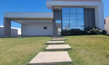 Magnifica casa térrea a venda, no condomínio Xapada Ytu, com 3 suítes mobiliada.