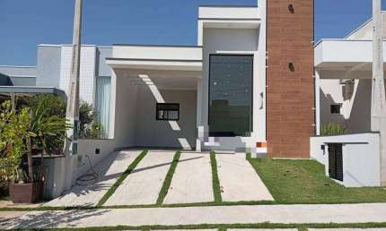 Casa com 3 dormitórios (1 suíte) à venda, 105 m² por R$ 900.000 - Village Moutonnée - Salto/SP