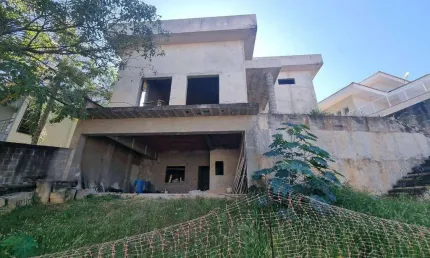 MANSÃO em 3 pavimentos à venda no estágio de OBRAS no Condomínio Jardim Theodora em Itu/SP