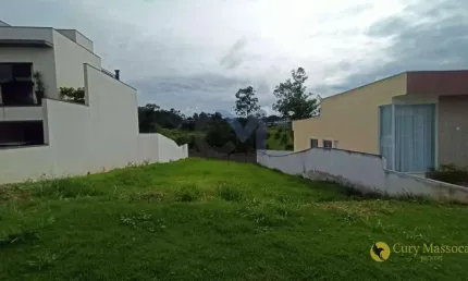 Terreno com 673m² à venda por R$ 588.000 - Condomínio Central Parque - Salto/SP