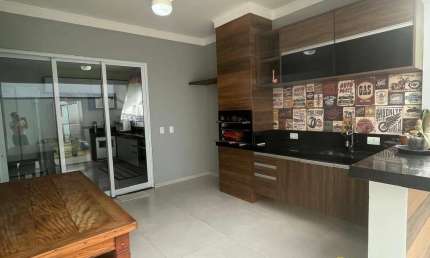Casa com 3 dormitórios à venda, 210 m² por R$ 1.325.000,00 - Condomínio Lagos D'Icaraí - Salto/SP