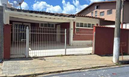 Casa para REFORMA com 3  dormitórios e edicula, no Brasil - Itu/SP