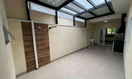 Casa com 3 dormitórios para alugar, 110 m² por R$ 5.270,00/mês - Condomínio Village Moutonnée - Salto/SP