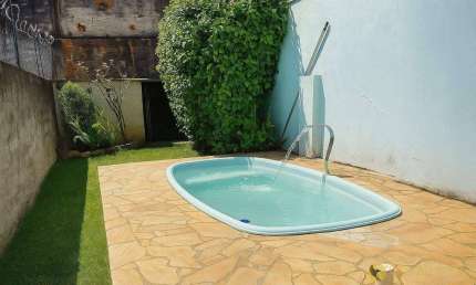 Localização Privilegiada! Espetacular sobrado com Piscina e 3 dormitórios,  à venda por R$599.000 - Centro - Salto/SP