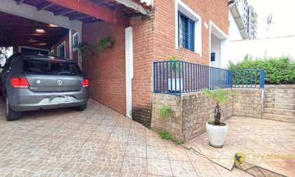 Residencial ou Comercial! Belíssima casa com 3 dormitórios e localização privilegiada, à venda por R$490.000 - Centro - Itu/SP